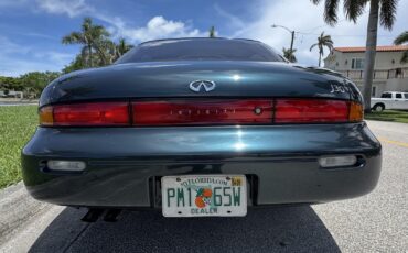 Infiniti-J30-1993-Sedan-34