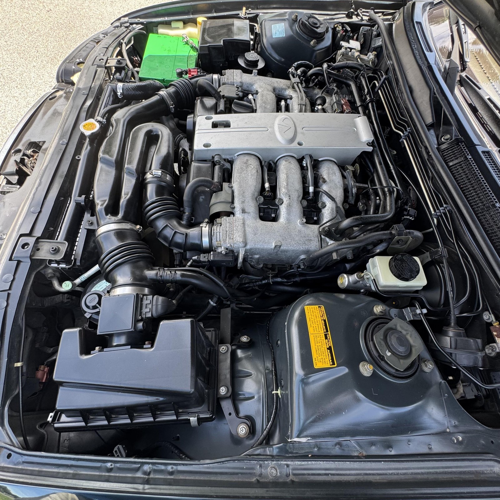 Infiniti-J30-1993-Sedan-38