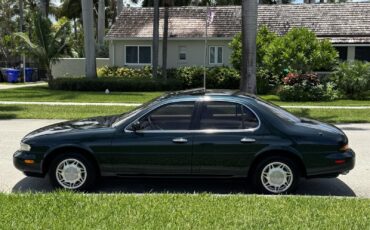 Infiniti-J30-1993-Sedan-6