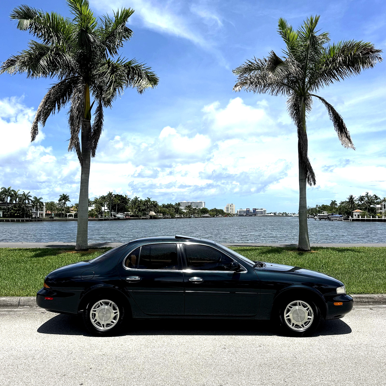 Infiniti-J30-1993-Sedan