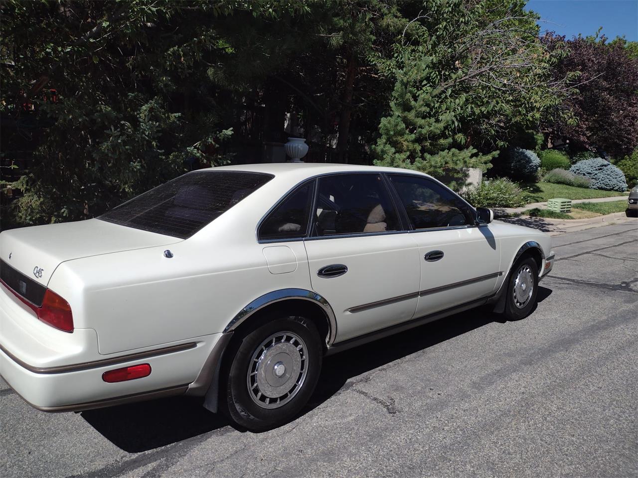 Infiniti-Q45-1991-White-Ivory-1