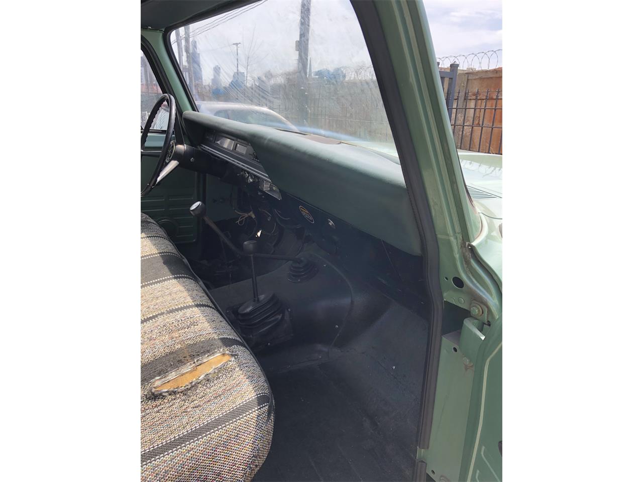 International-1210-1971-Green-Black-17