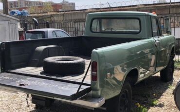 International-1210-1971-Green-Black-6