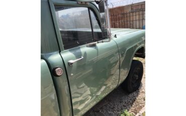 International-1210-1971-Green-Black-9