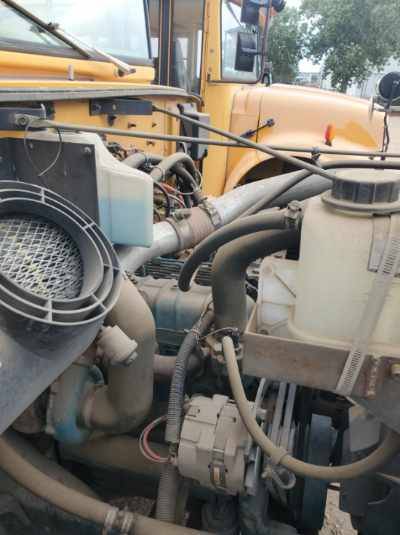 International-3800-bluebird-diesel-1992-yellow-4