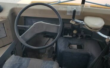 International-3800-bluebird-diesel-1992-yellow-5
