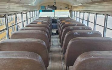 International-3800-bluebird-diesel-1992-yellow-7