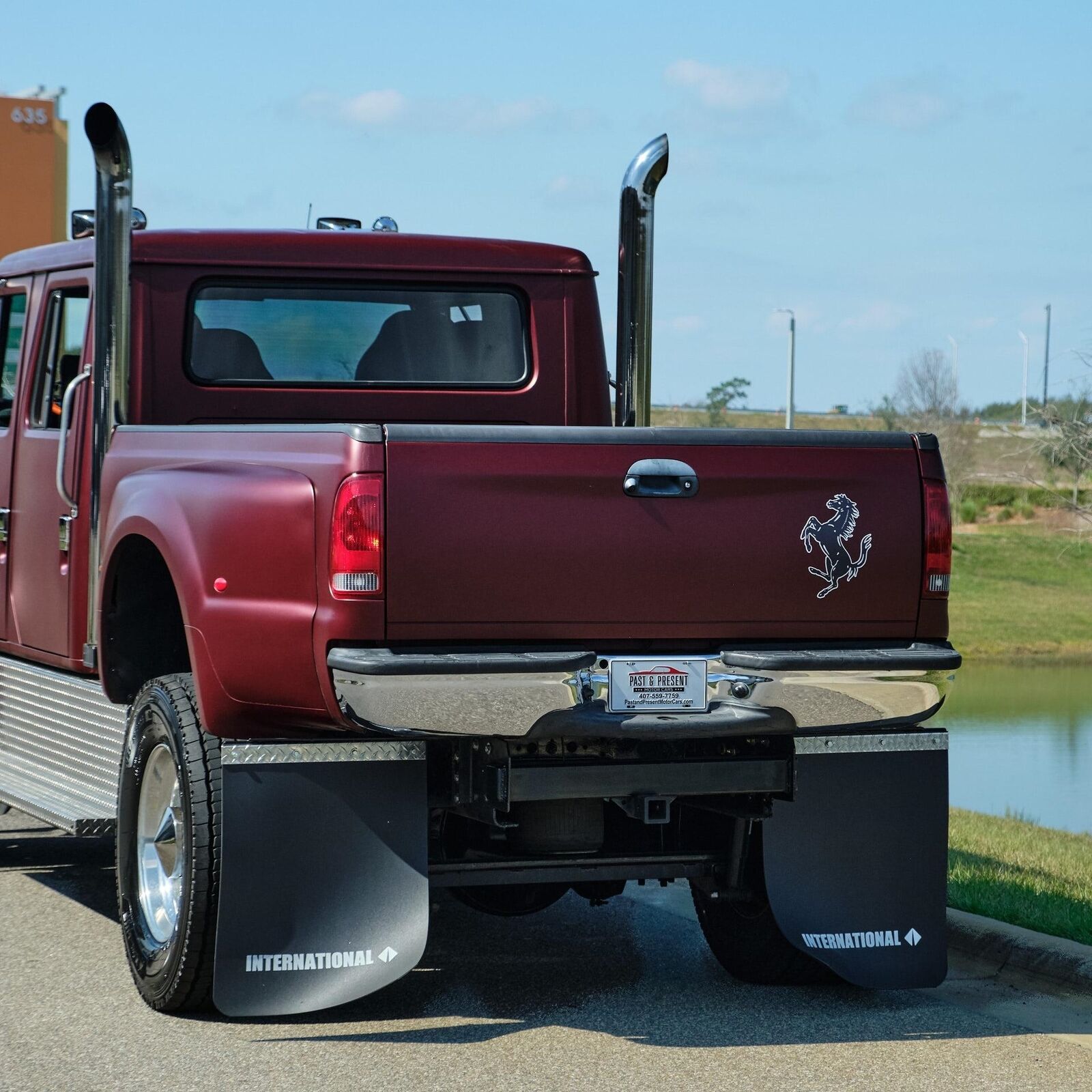 International-4700-1993-Truck-13