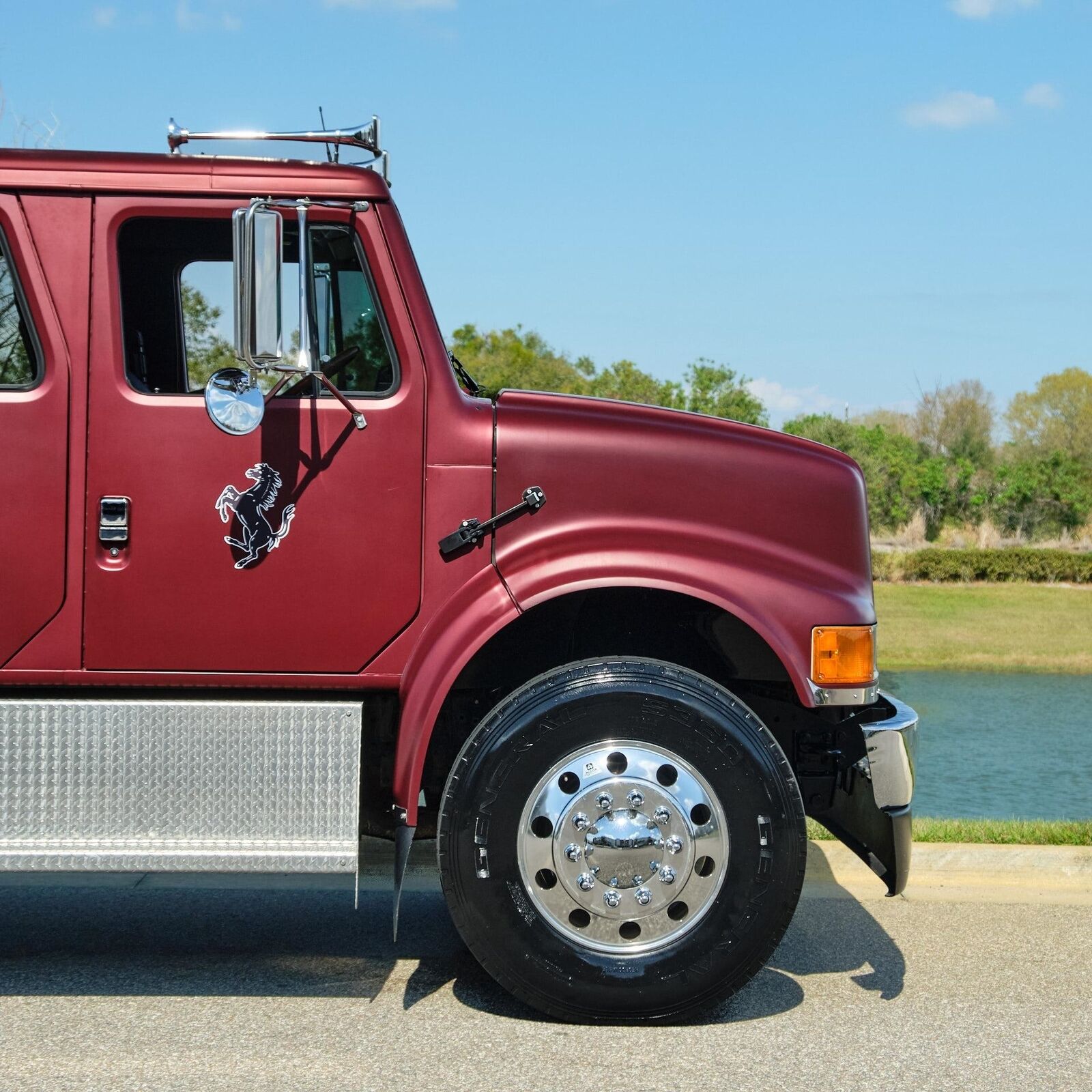 International-4700-1993-Truck-23