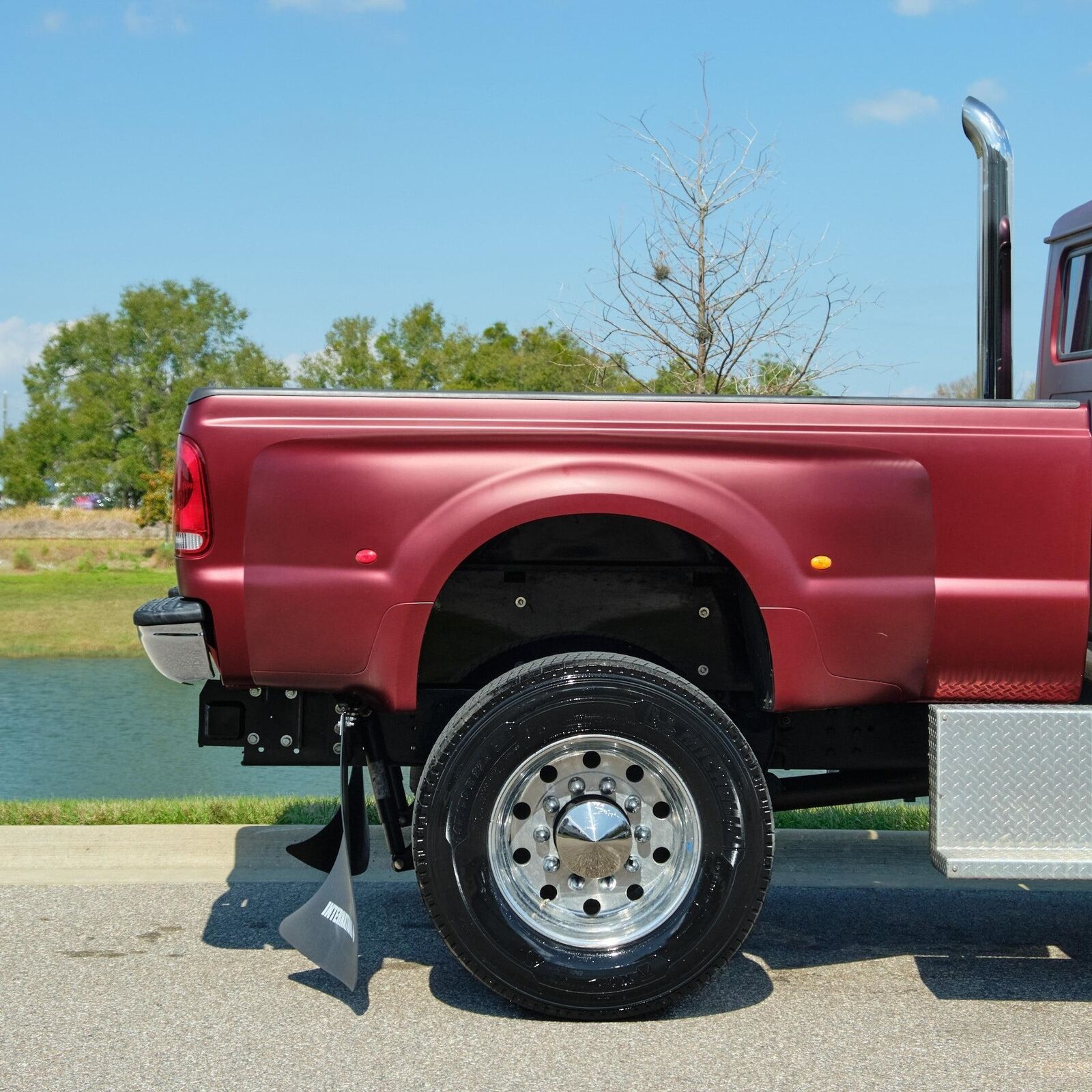 International-4700-1993-Truck-25