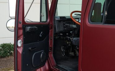 International-4700-1993-Truck-28