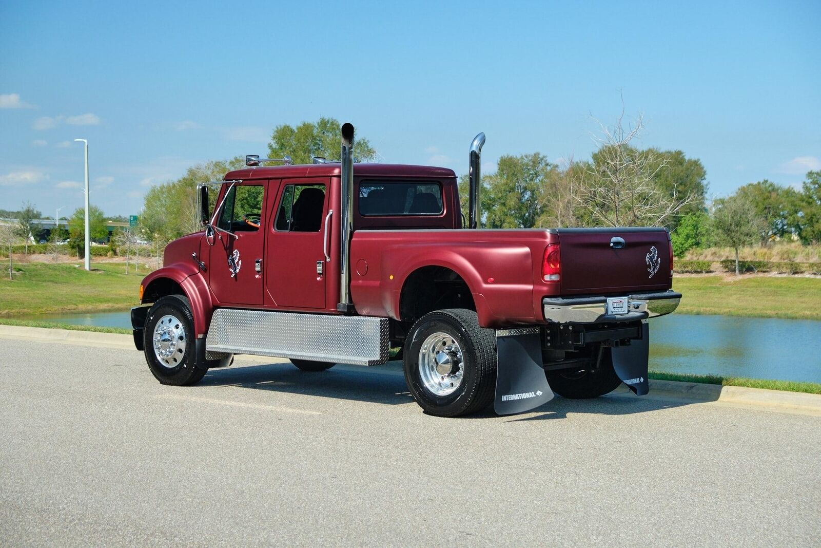 International-4700-1993-Truck-3