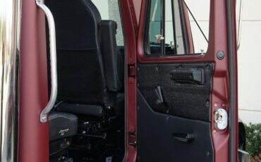 International-4700-1993-Truck-37