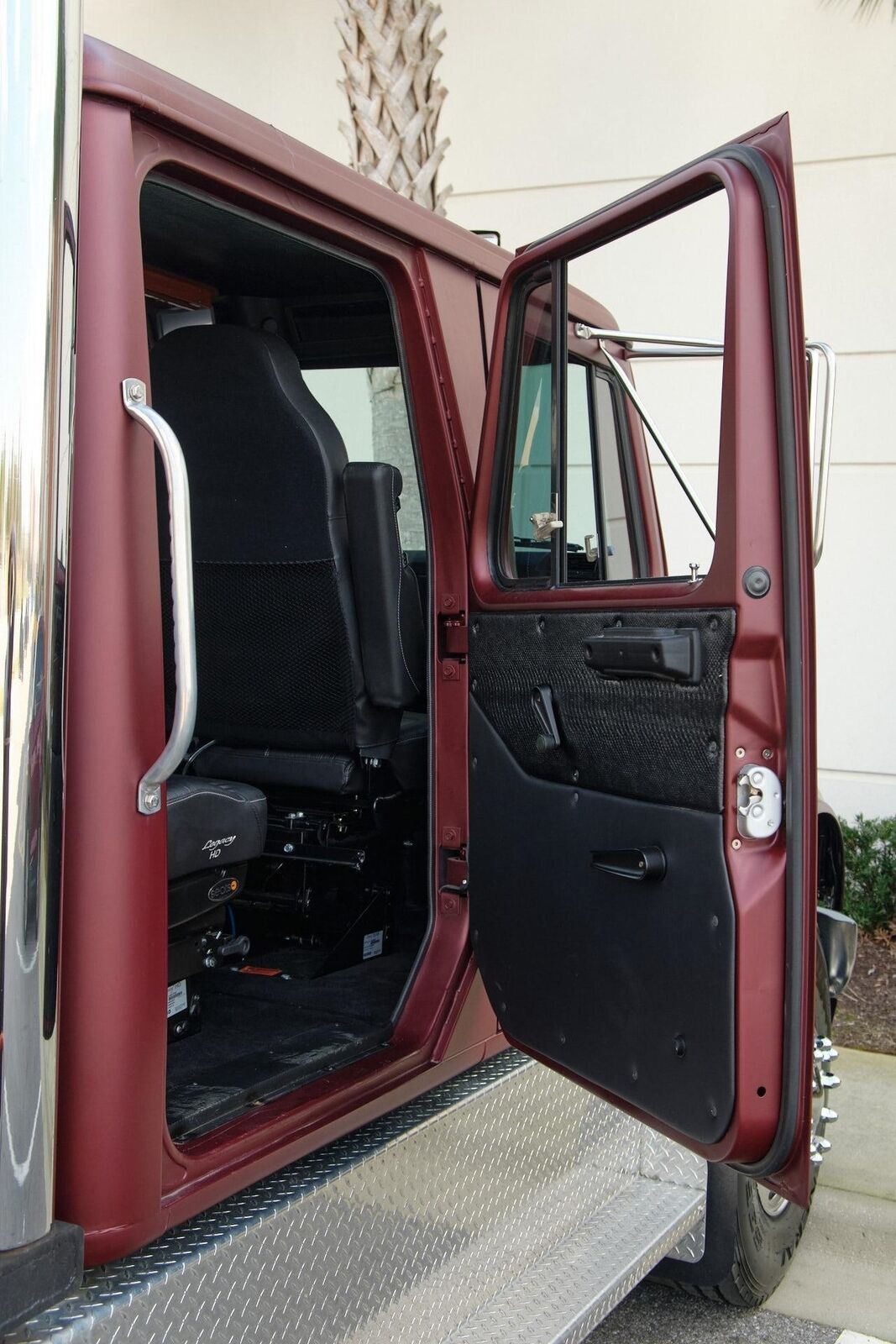 International-4700-1993-Truck-37