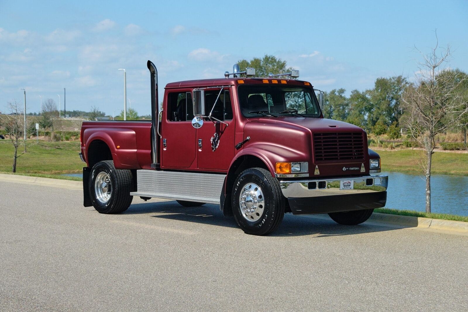 International-4700-1993-Truck-6