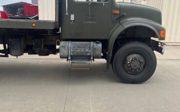 International-4700-diesel-1993-green-13
