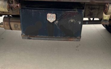 International-4700-diesel-1993-green-7