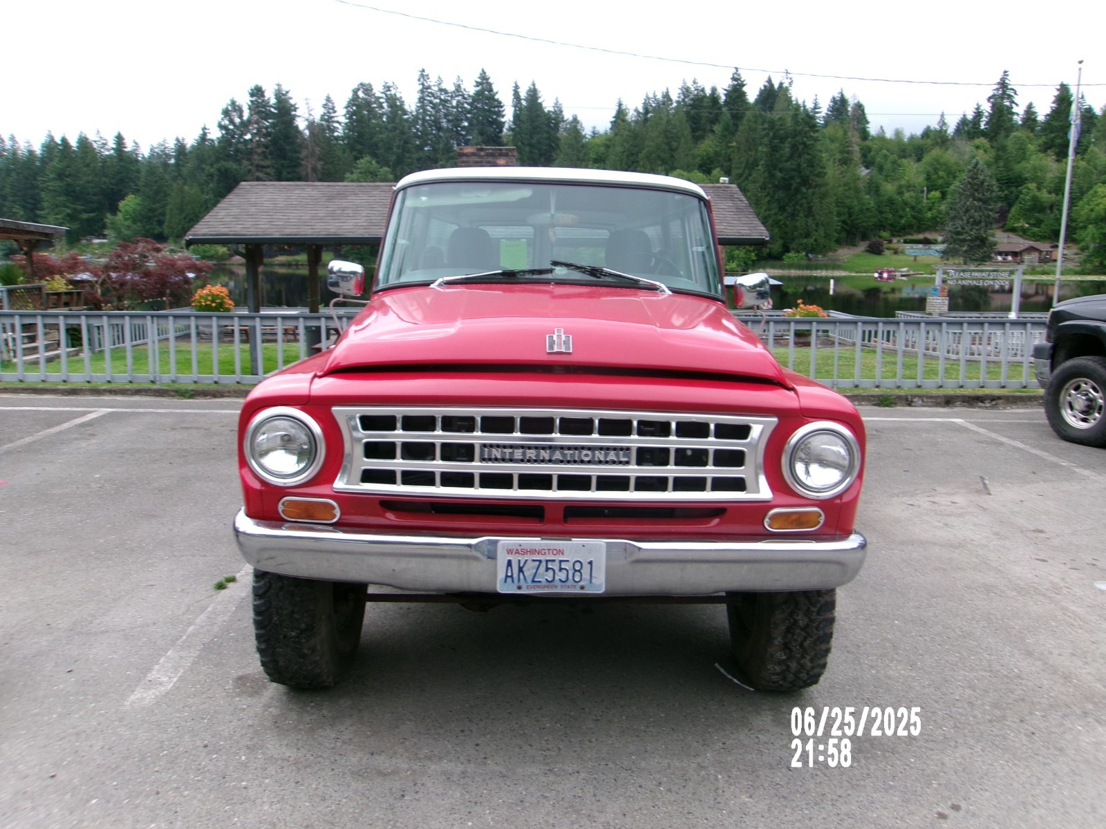 International-Harvester-1100-1963-SUV-2