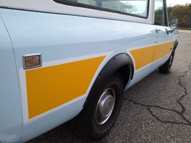International-Scout-1977-Blue-Tan-16