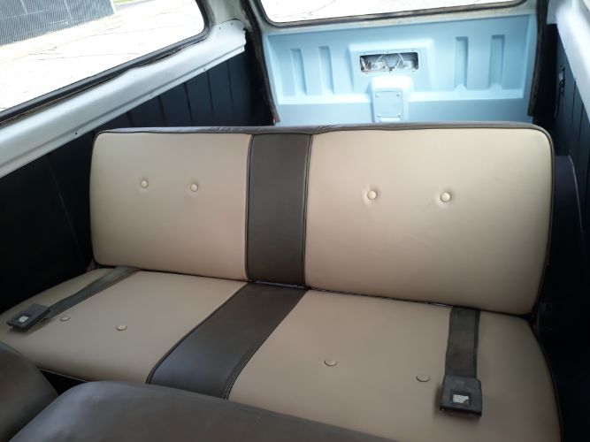 International-Scout-1977-Blue-Tan-2