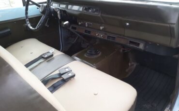 International-Scout-1977-Blue-Tan-21