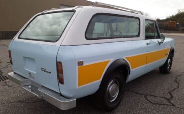 International-Scout-1977-Blue-Tan-9