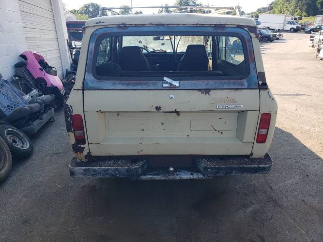 International-Scout-1979-Tan-Brown-3