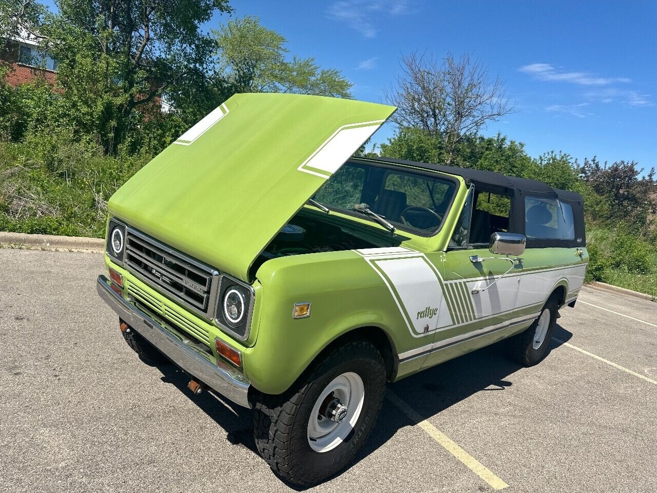 International-Scout-II-1972-SUV-2