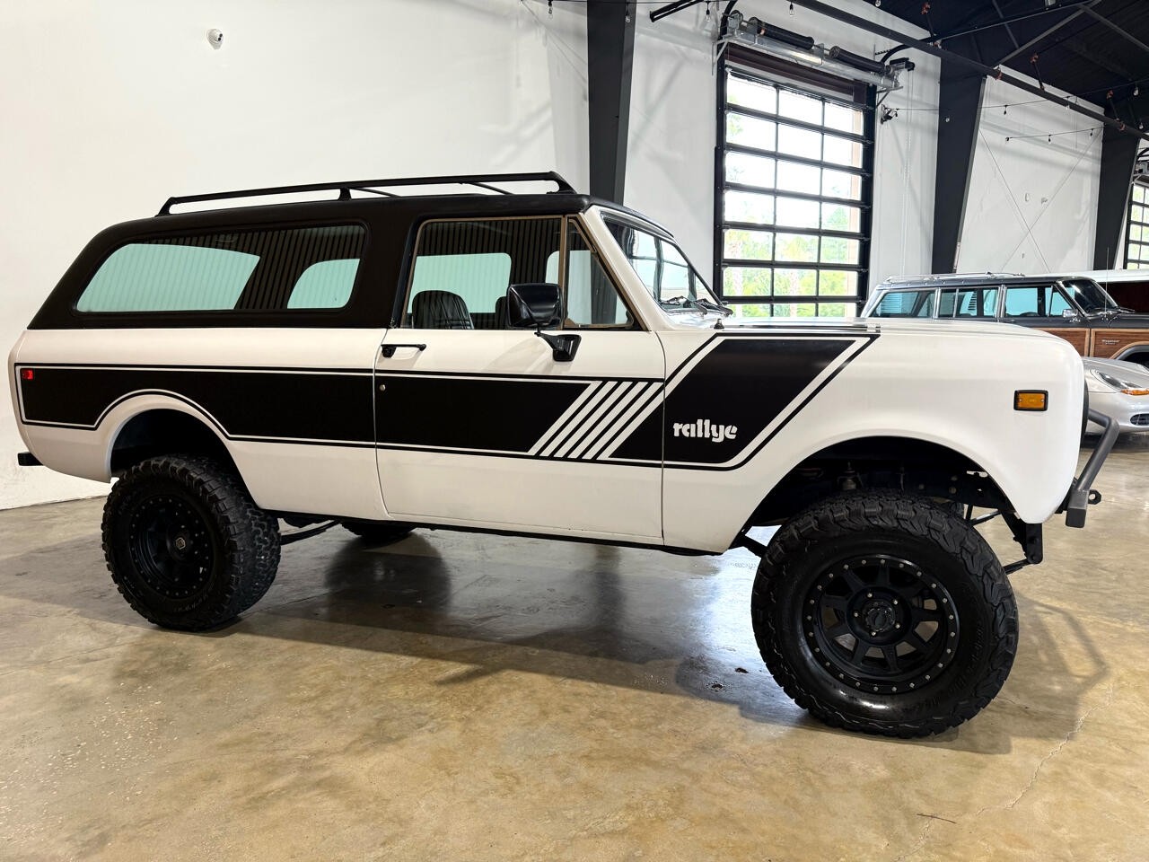 International-Scout-II-1976-SUV-10