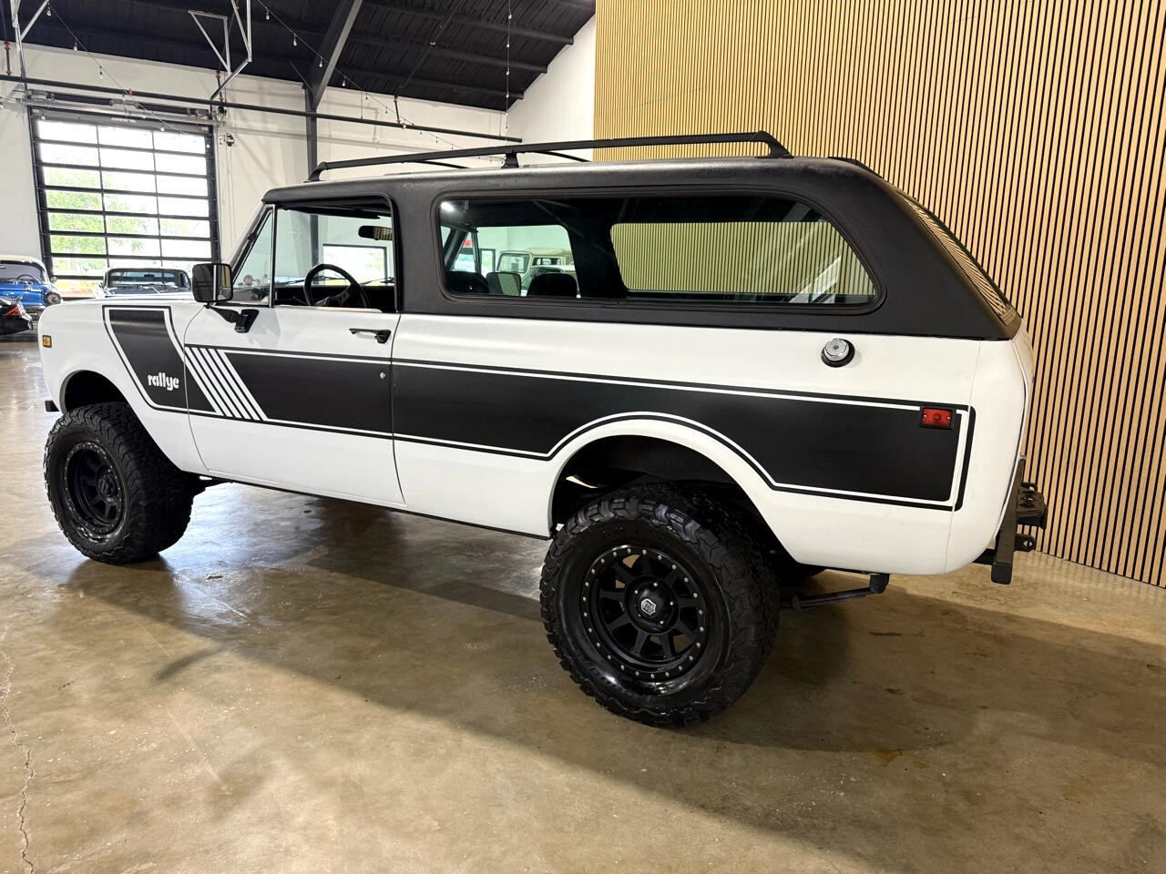 International-Scout-II-1976-SUV-18