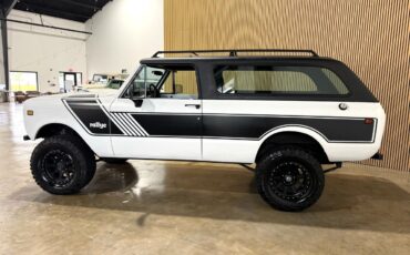 International-Scout-II-1976-SUV-19