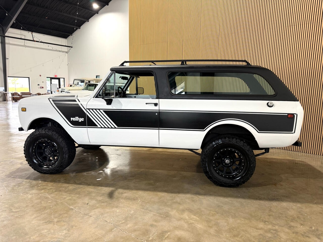 International-Scout-II-1976-SUV-19