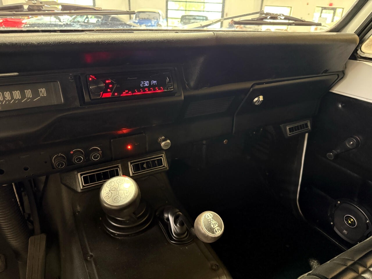 International-Scout-II-1976-SUV-28
