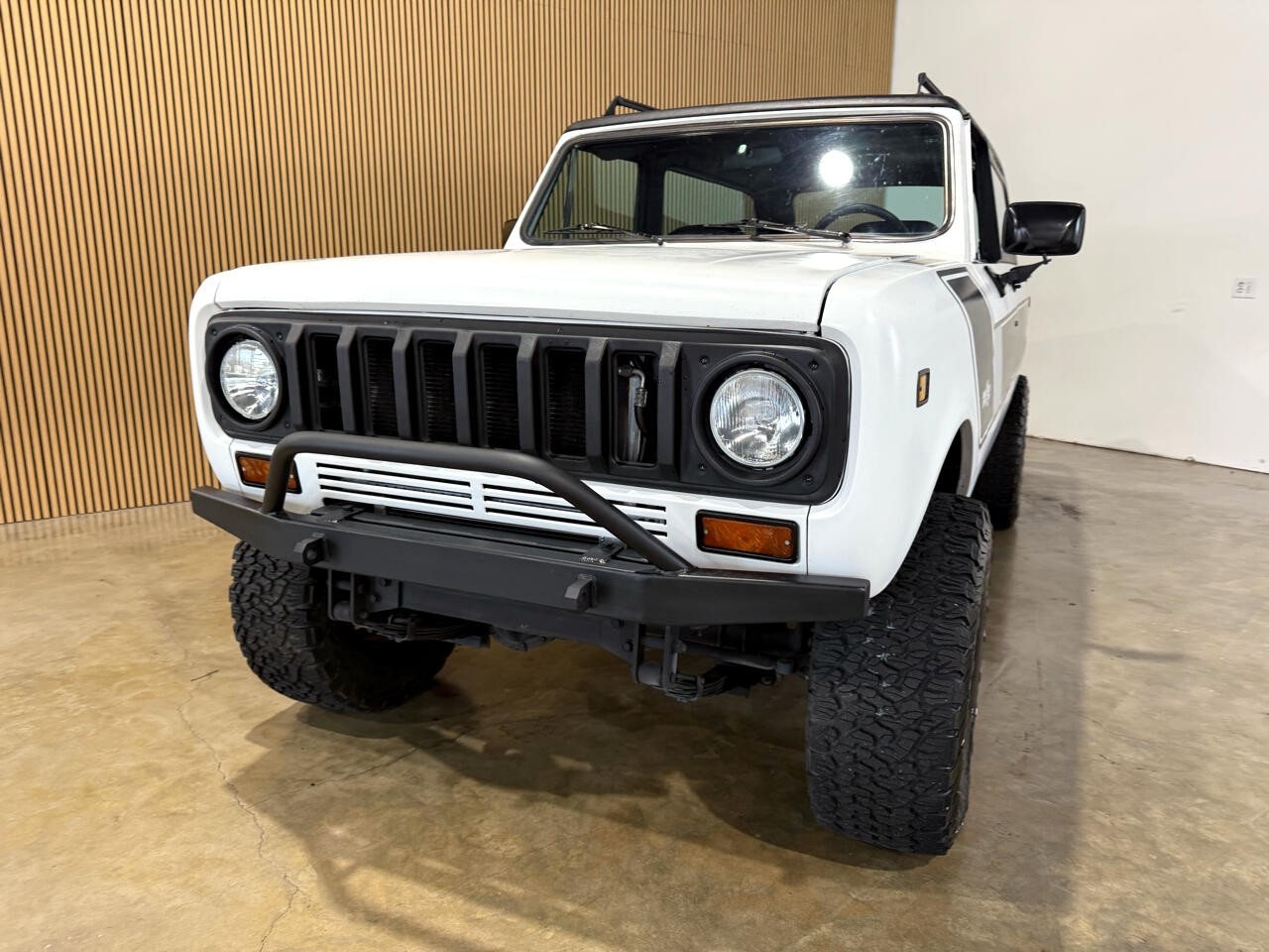 International-Scout-II-1976-SUV-4