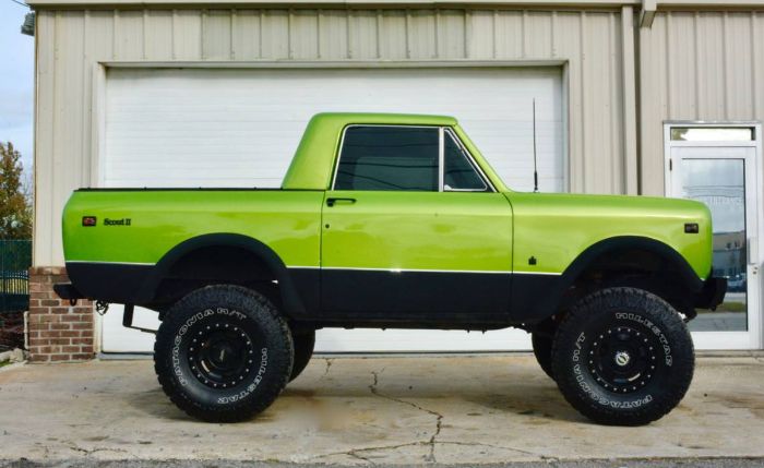 International-Scout-ii-1975-Green-3