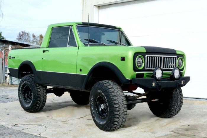 International-Scout-ii-1975-Green-8