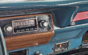 International-Scout-ii-1976-White-Blue-10
