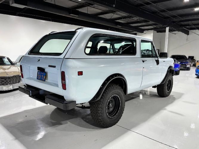 International-Scout-ii-1980-Blue-17