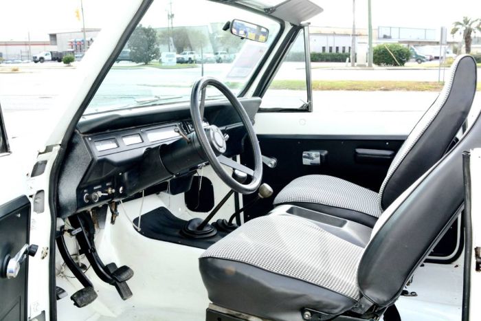 International-Scout-ii-1980-White-9