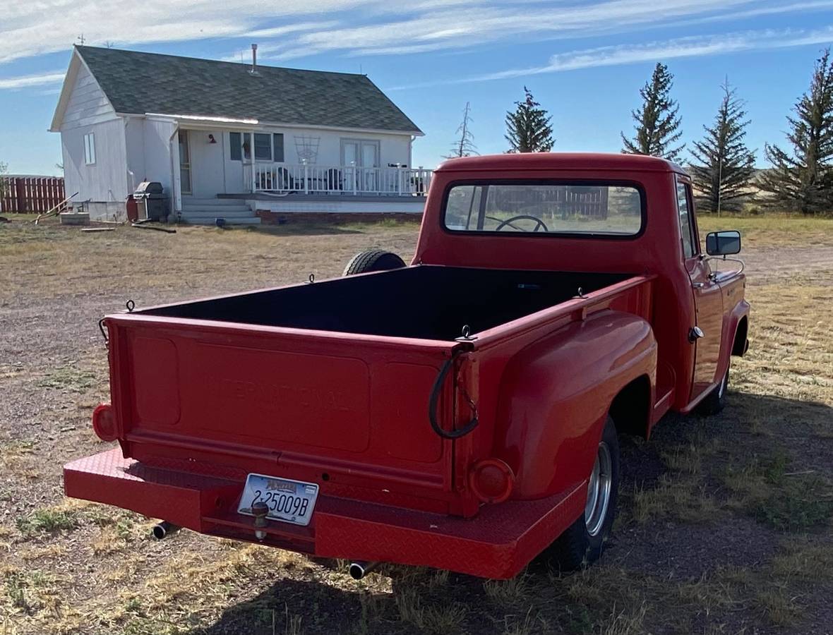 International-b-110-1960-red-1