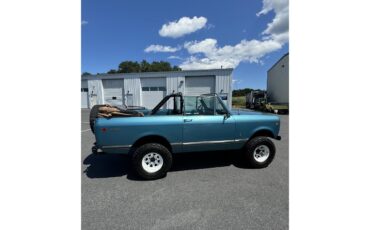 International-harvester-Scout-ii-1972-Blue-Black-and-Blue-15