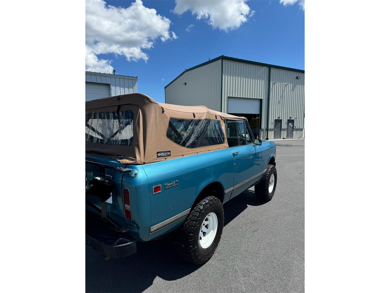 International-harvester-Scout-ii-1972-Blue-Black-and-Blue-18