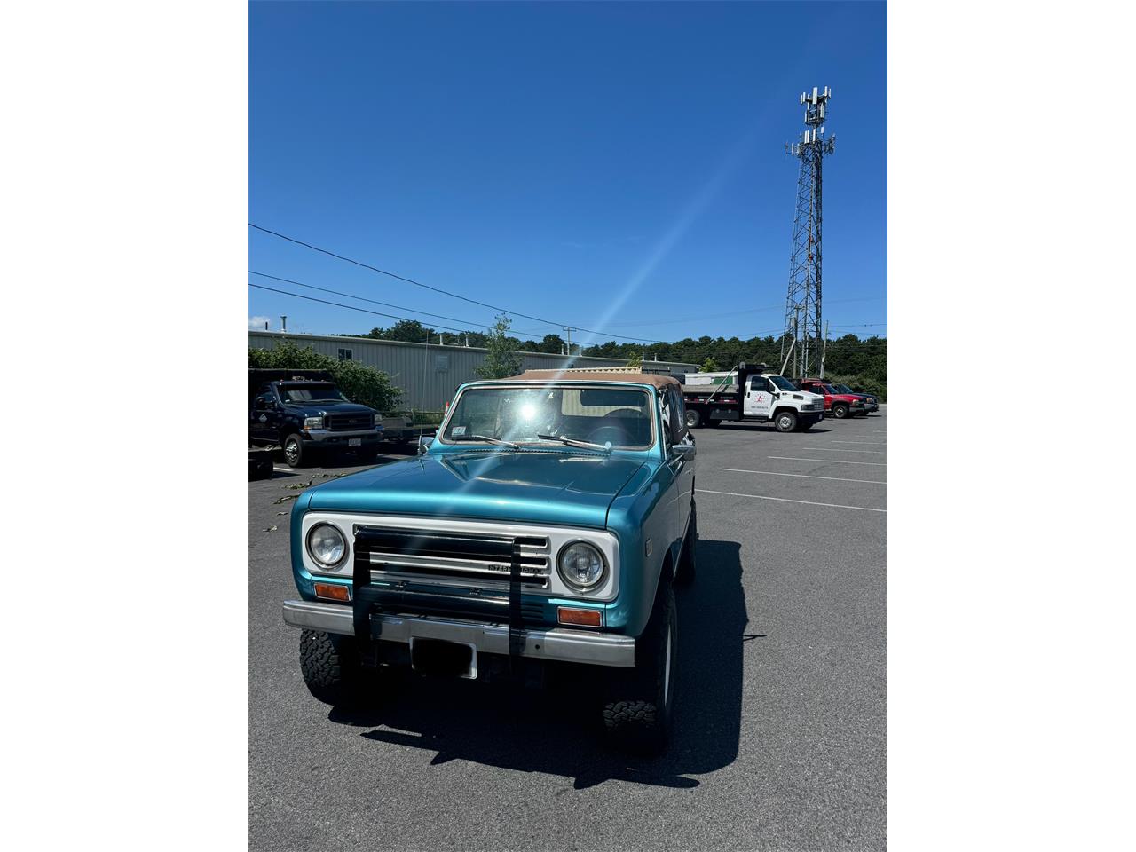 International-harvester-Scout-ii-1972-Blue-Black-and-Blue-8