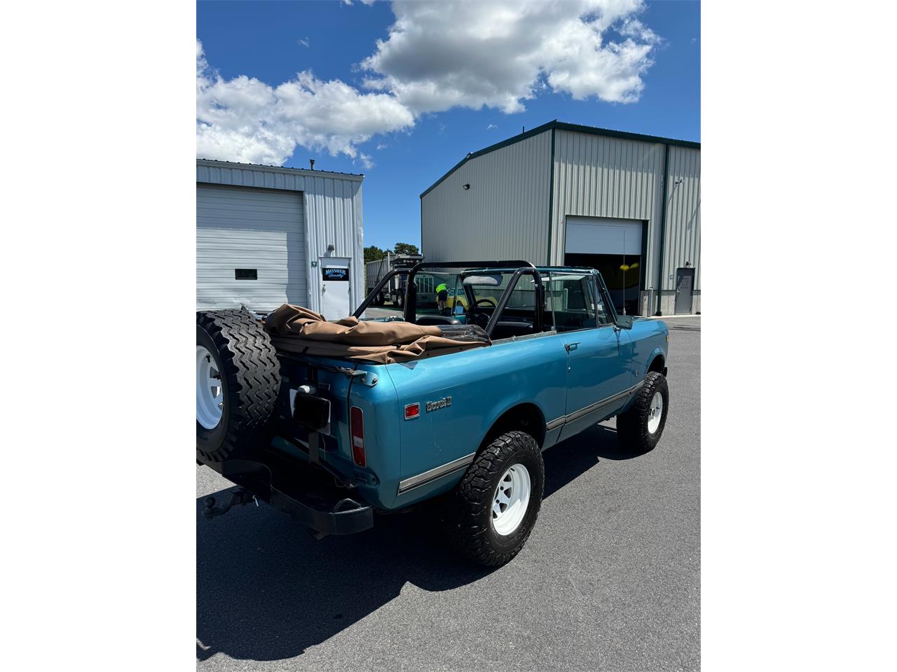 International-harvester-Scout-ii-1972-Blue-Black-and-Blue