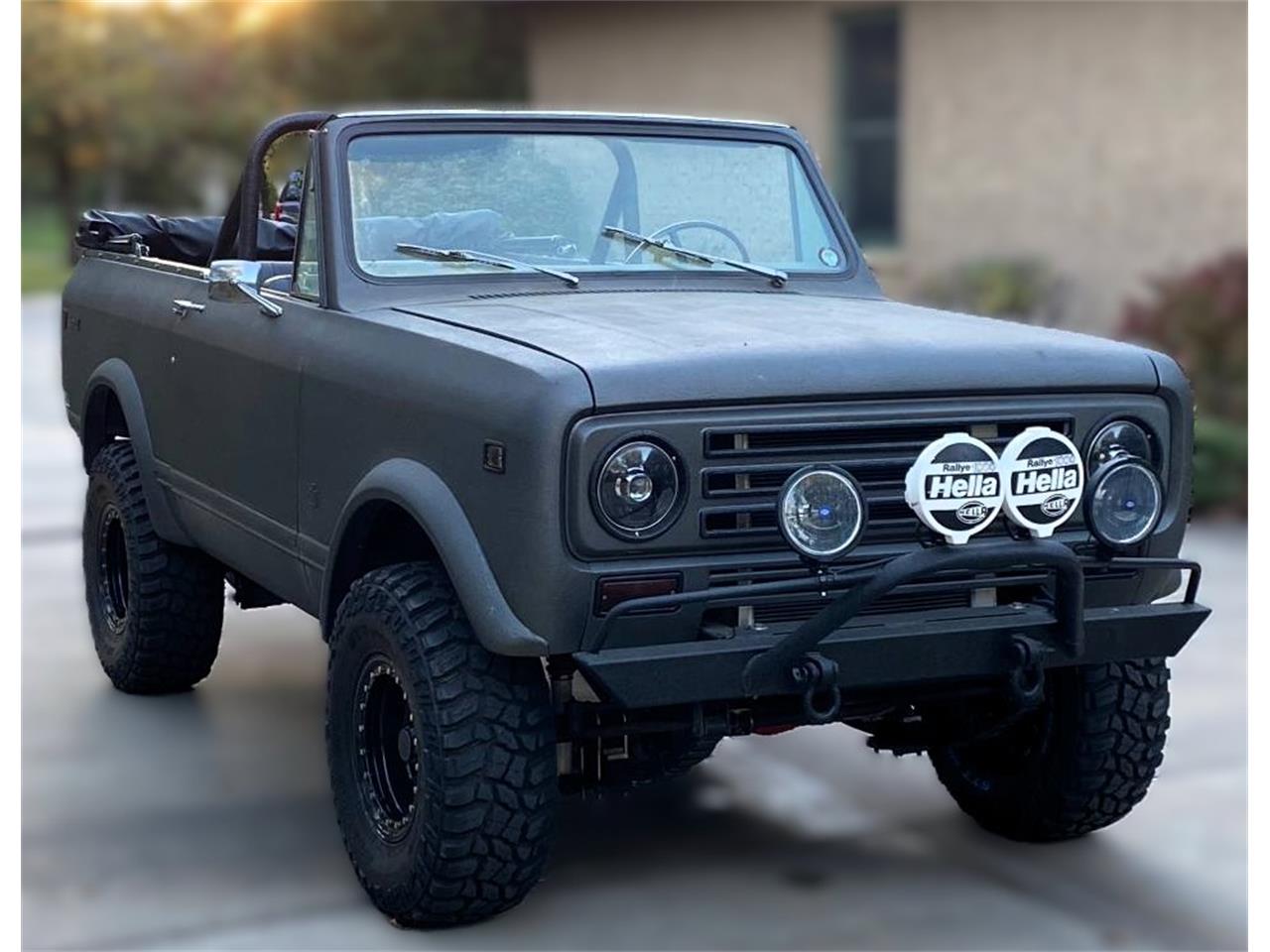 International-harvester-Scout-ii-1972-Grey-GreyBlack-3
