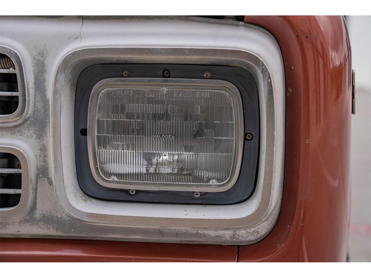 International-harvester-Scout-ii-1980-Tahitian-Red-Russet-Velour-16
