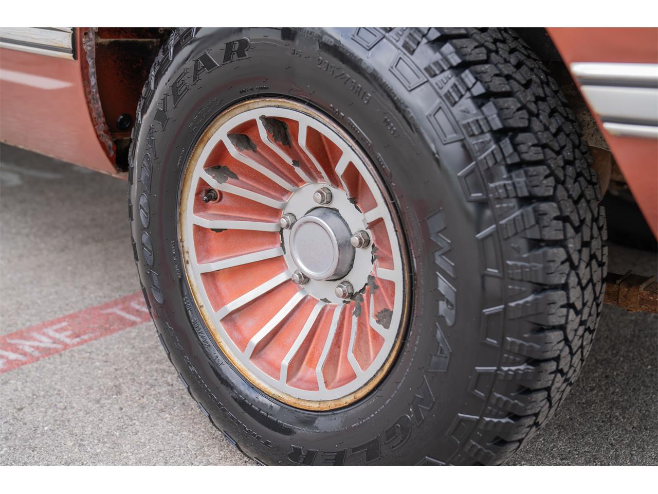 International-harvester-Scout-ii-1980-Tahitian-Red-Russet-Velour-26