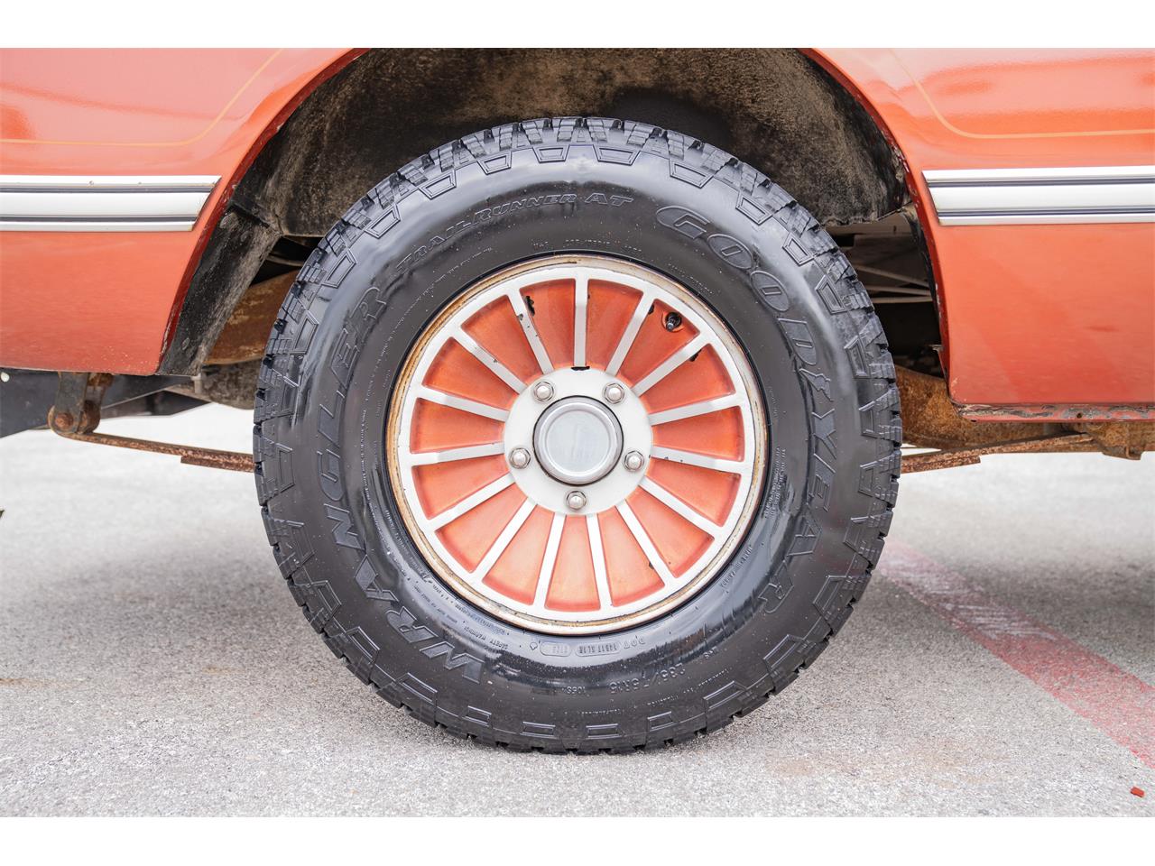 International-harvester-Scout-ii-1980-Tahitian-Red-Russet-Velour-28
