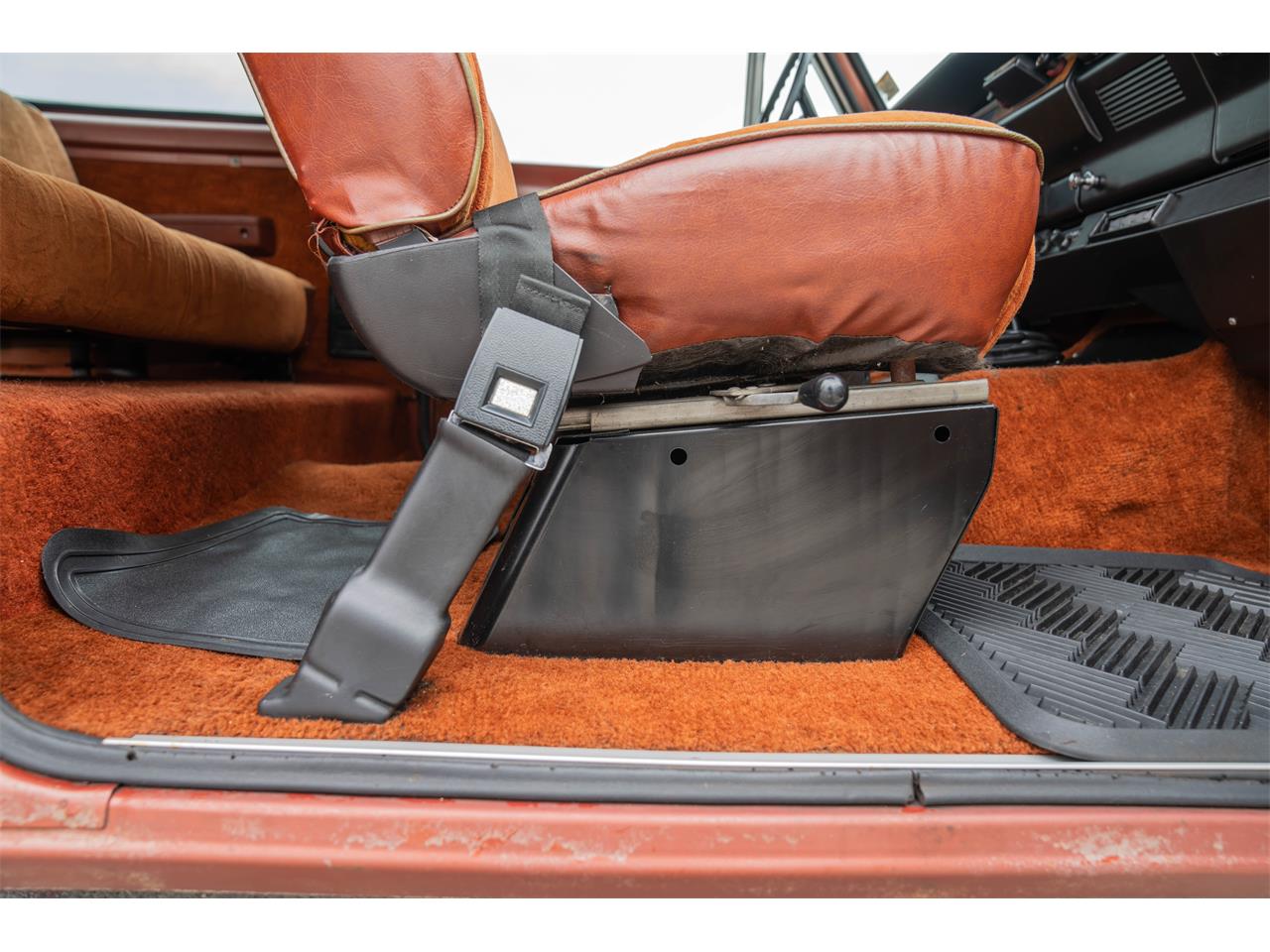 International-harvester-Scout-ii-1980-Tahitian-Red-Russet-Velour-79