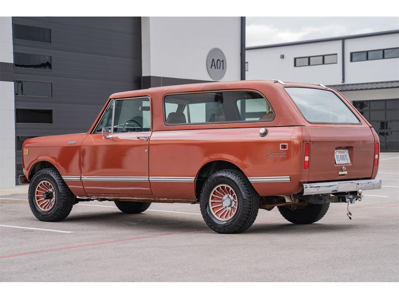 International-harvester-Scout-ii-1980-Tahitian-Red-Russet-Velour-8
